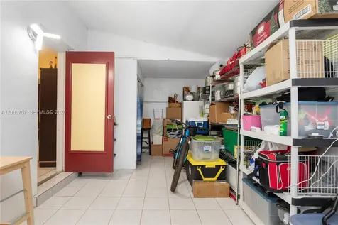 906 NE 5th Street Hallandale Beach FL 33009