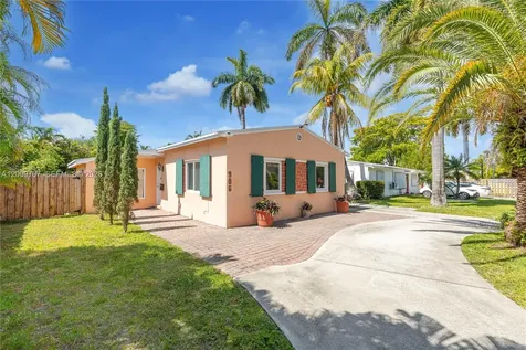 906 NE 5th Street Hallandale Beach FL 33009