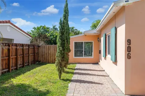 906 NE 5th Street Hallandale Beach FL 33009