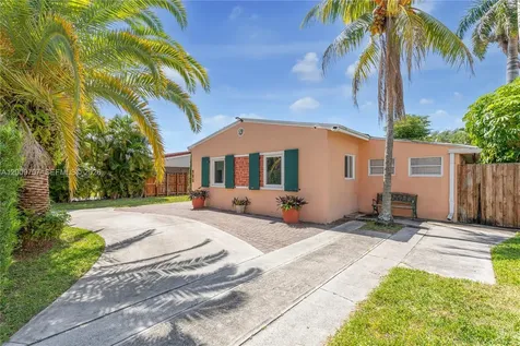 906 NE 5th Street Hallandale Beach FL 33009
