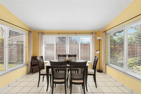 906 NE 5th Street Hallandale Beach FL 33009