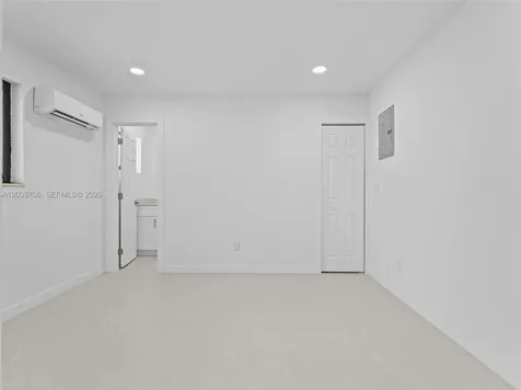 1366 W 29th Street Hialeah FL 33012