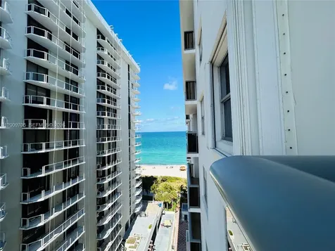 6039 Collins Avenue Miami Beach FL 33140