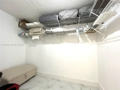 6039 Collins Avenue Miami Beach FL 33140