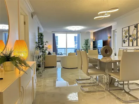 6039 Collins Avenue Miami Beach FL 33140