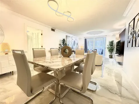 6039 Collins Avenue Miami Beach FL 33140