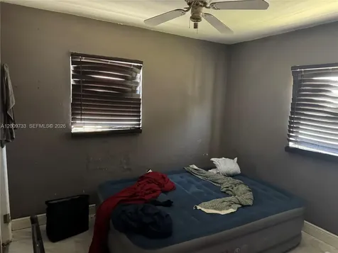5224 NW 24th Court Miami FL 33142