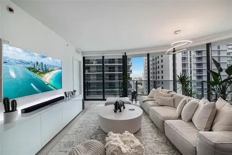45 SW 9th Street Miami FL 33130
