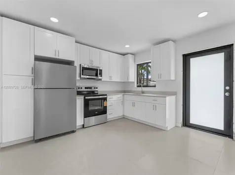1370 W 29th Street Hialeah FL 33012