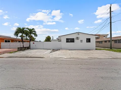 1370 W 29th Street Hialeah FL 33012