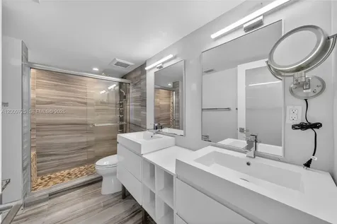 3401 N Country Club Drive Aventura FL 33180