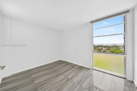 3401 N Country Club Drive Aventura FL 33180