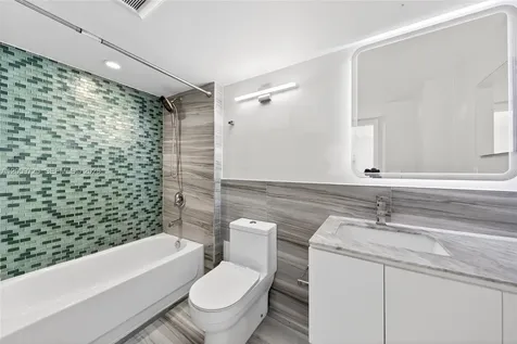 3401 N Country Club Drive Aventura FL 33180