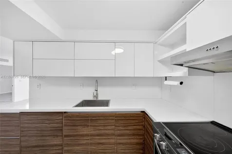3401 N Country Club Drive Aventura FL 33180