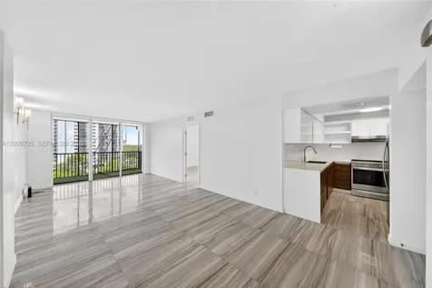 3401 N Country Club Drive Aventura FL 33180