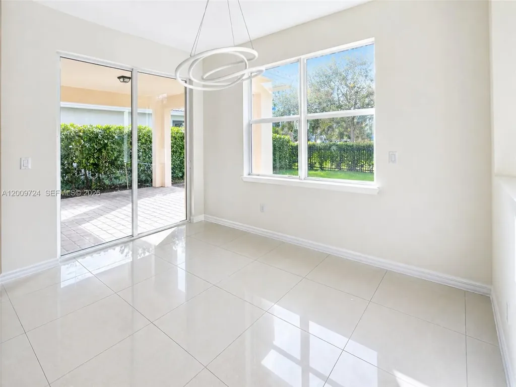 4352 Large Leaf Lane Hollywood FL 33021