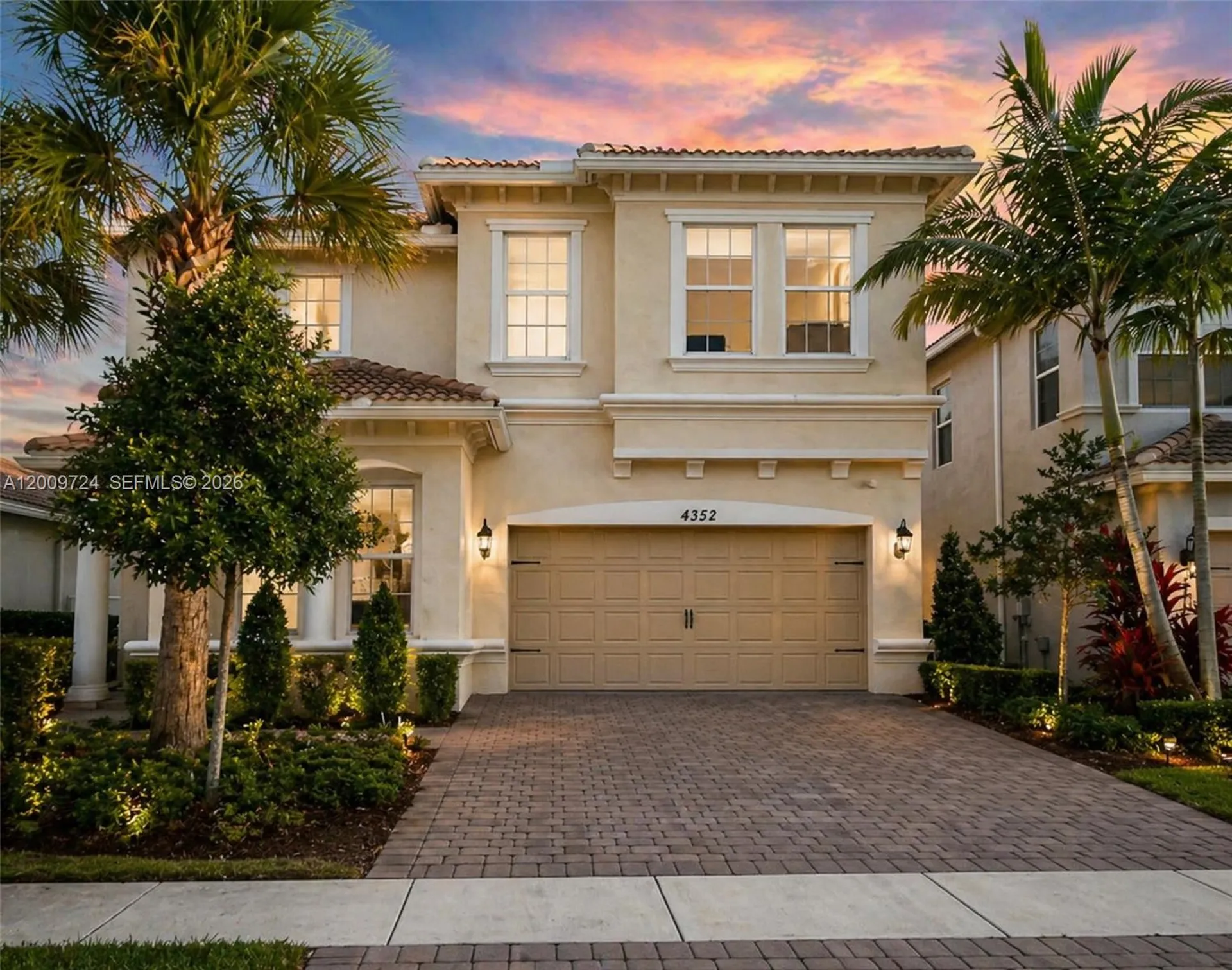4352 Large Leaf Lane Hollywood FL 33021