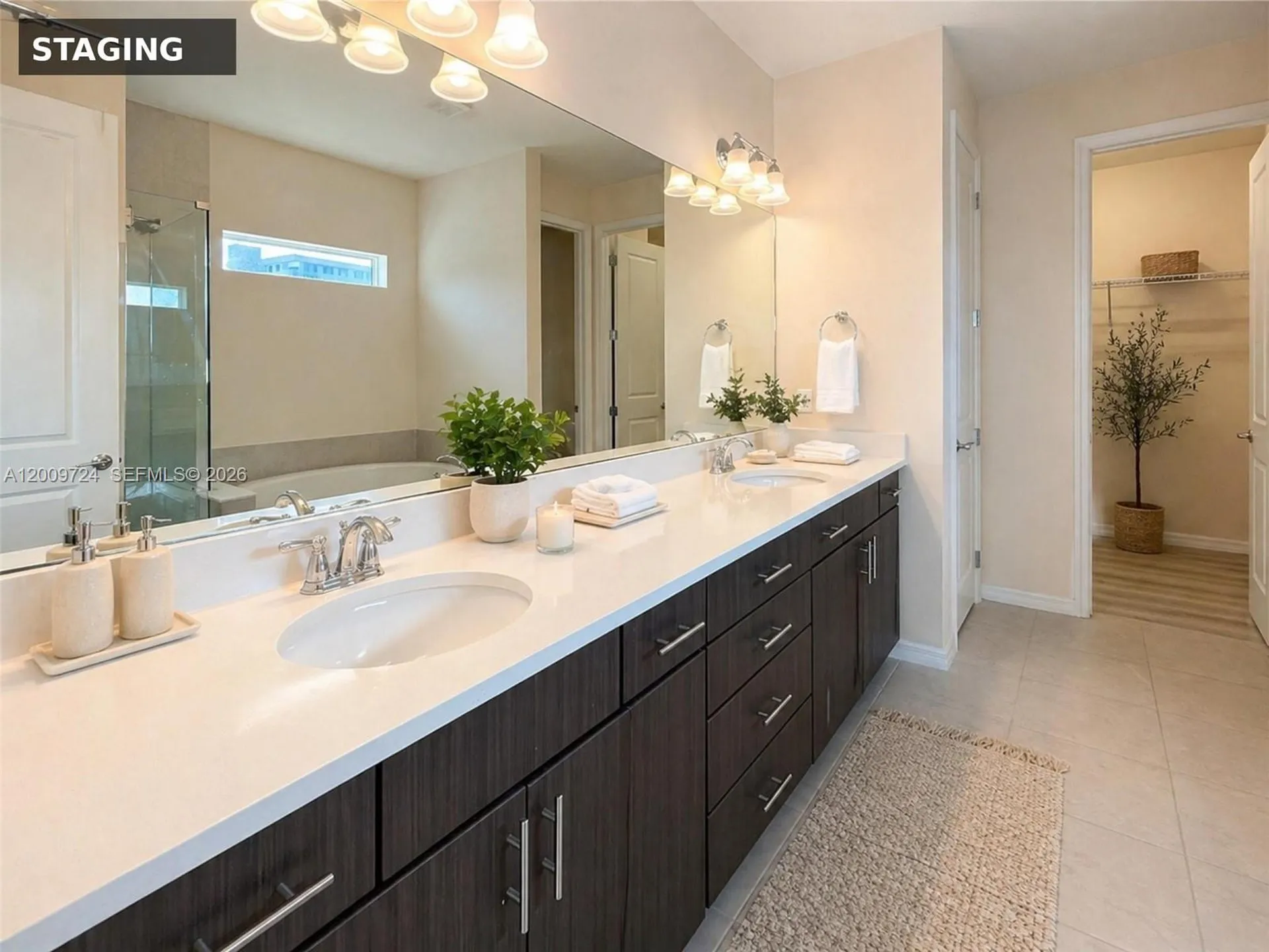 4352 Large Leaf Lane Hollywood FL 33021