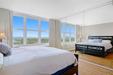 4747 Collins Avenue Miami Beach FL 33140