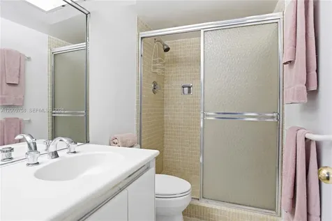 605 Ocean Drive Key Biscayne FL 33149