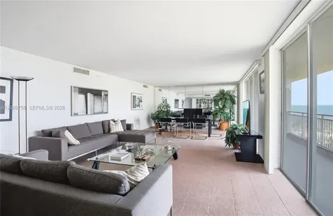 605 Ocean Drive Key Biscayne FL 33149