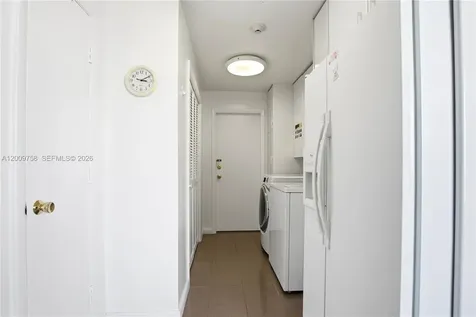 605 Ocean Drive Key Biscayne FL 33149