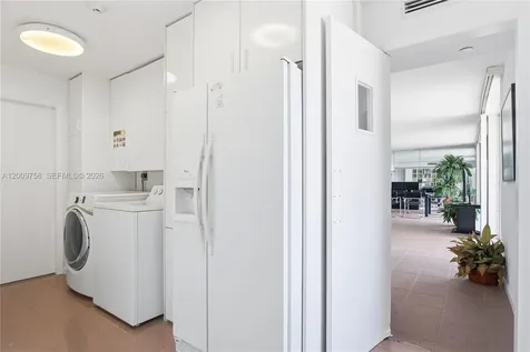 605 Ocean Drive Key Biscayne FL 33149