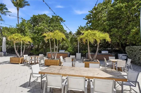 605 Ocean Drive Key Biscayne FL 33149