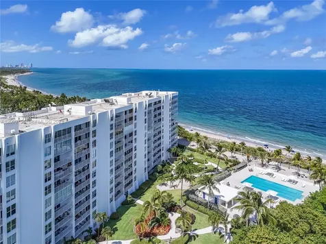 605 Ocean Drive Key Biscayne FL 33149