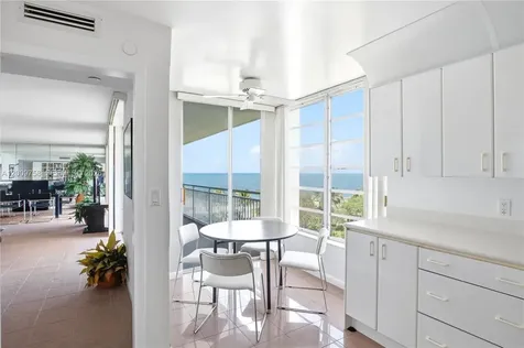 605 Ocean Drive Key Biscayne FL 33149