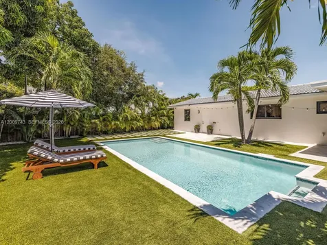 11504 NE 6th Avenue Biscayne Park FL 33161