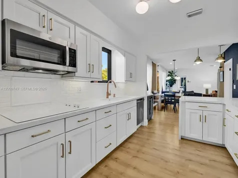 11504 NE 6th Avenue Biscayne Park FL 33161