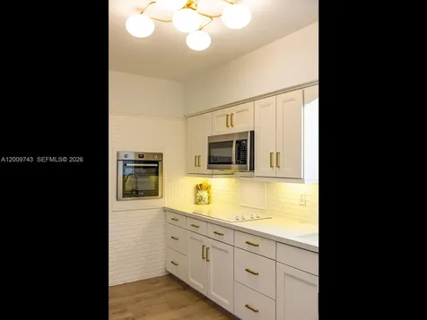 11504 NE 6th Avenue Biscayne Park FL 33161