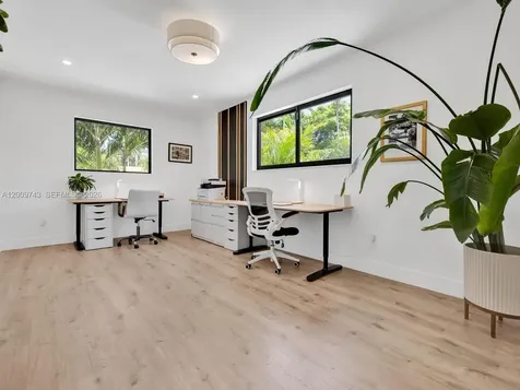 11504 NE 6th Avenue Biscayne Park FL 33161