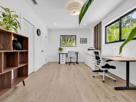 11504 NE 6th Avenue Biscayne Park FL 33161