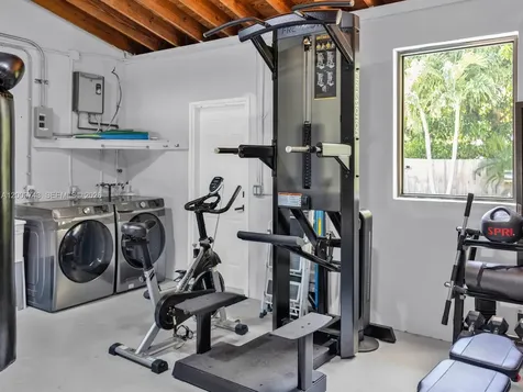 11504 NE 6th Avenue Biscayne Park FL 33161