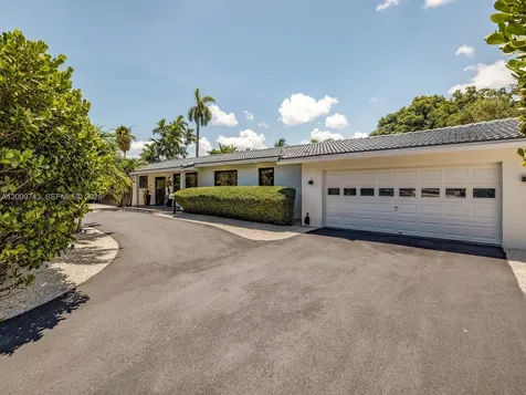 11504 NE 6th Avenue Biscayne Park FL 33161