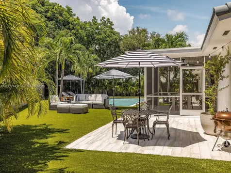 11504 NE 6th Avenue Biscayne Park FL 33161