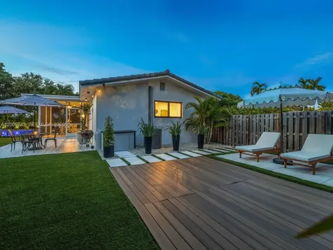 11504 NE 6th Avenue Biscayne Park FL 33161