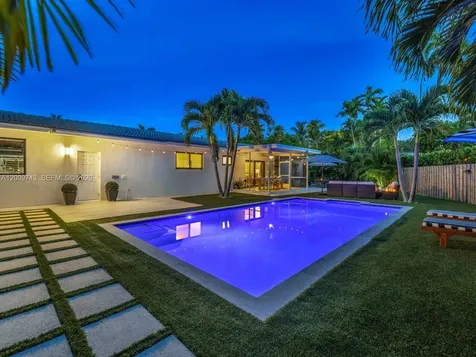 11504 NE 6th Avenue Biscayne Park FL 33161