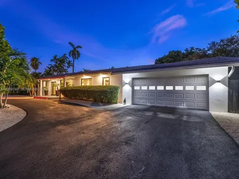 11504 NE 6th Avenue Biscayne Park FL 33161