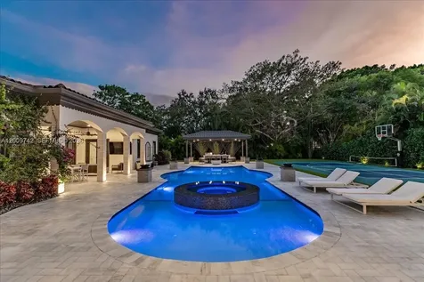 6080 SW 104th Street Pinecrest FL 33156