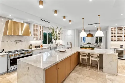 6080 SW 104th Street Pinecrest FL 33156