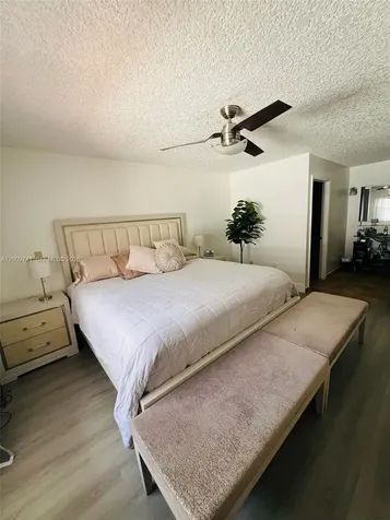 921 NW 133rd Avenue Miami FL 33182
