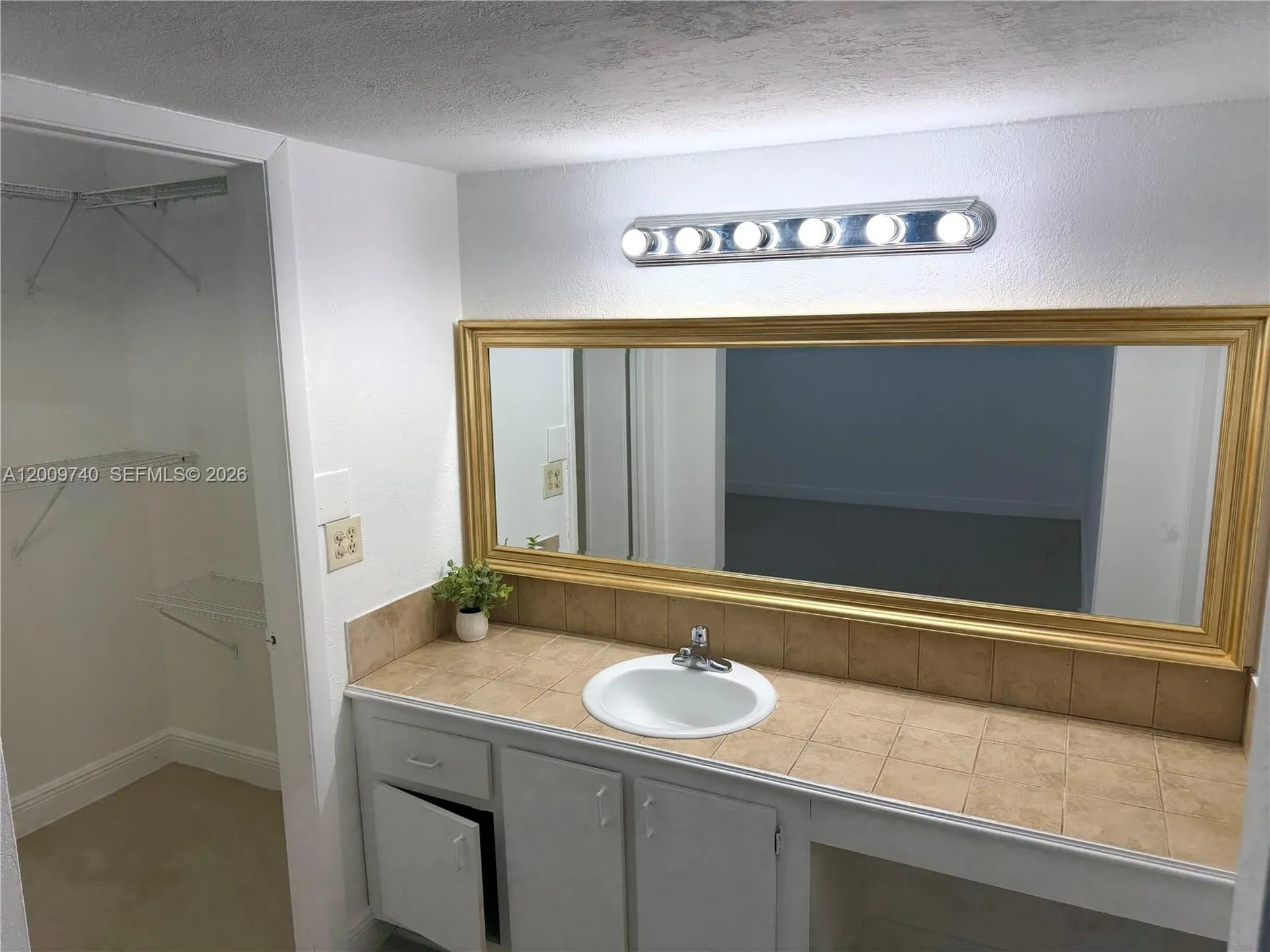 10762 La Placida Drive Coral Springs FL 33065