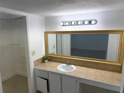 10762 La Placida Drive Coral Springs FL 33065