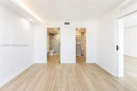 1331 Lincoln Road Miami Beach FL 33139
