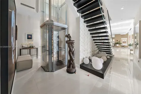 10201 Collins Avenue Bal Harbour FL 33154