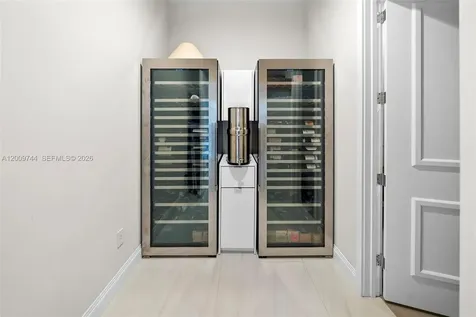 10201 Collins Avenue Bal Harbour FL 33154