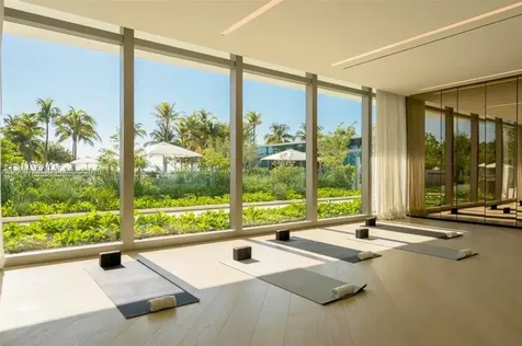 10201 Collins Avenue Bal Harbour FL 33154